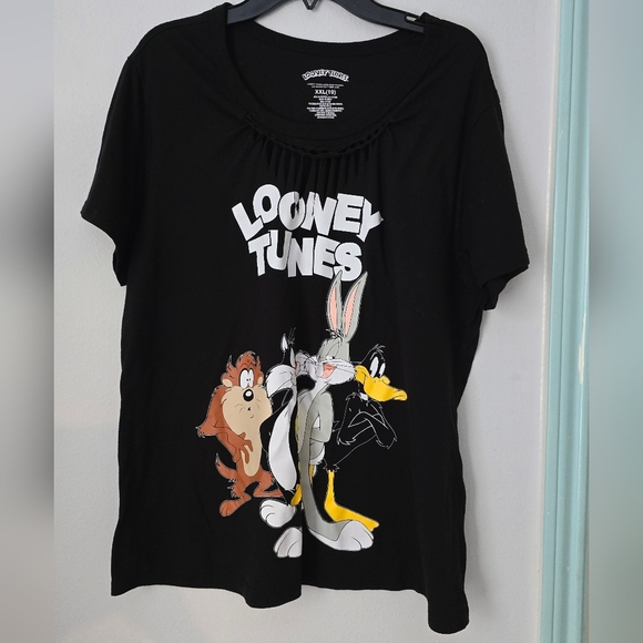 🩷🩷Looney Tunes Bugs Taz Tweety Ladies Neck Detail Shirt Sz xxl (19) - Picture 1 of 7